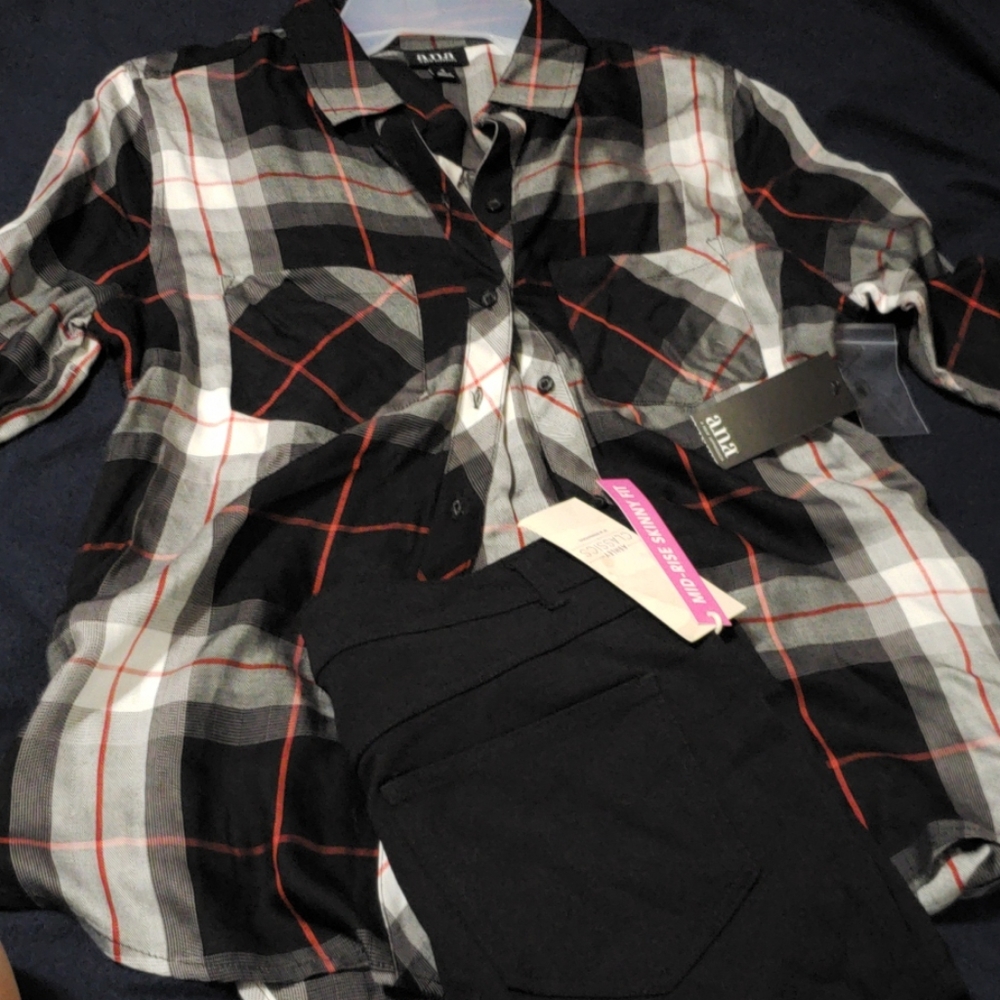 NWT Ana flannel and black jeggings
